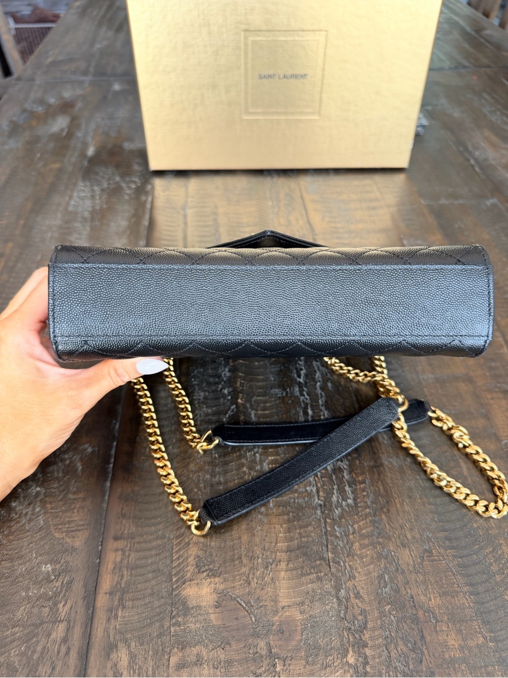 SAINT LAURENT ENVELOPE BAG MEDIUM 
IN QUILTED GRAIN DE POUDRE EMBOSSED LEATHER - Picture 6 of 16
